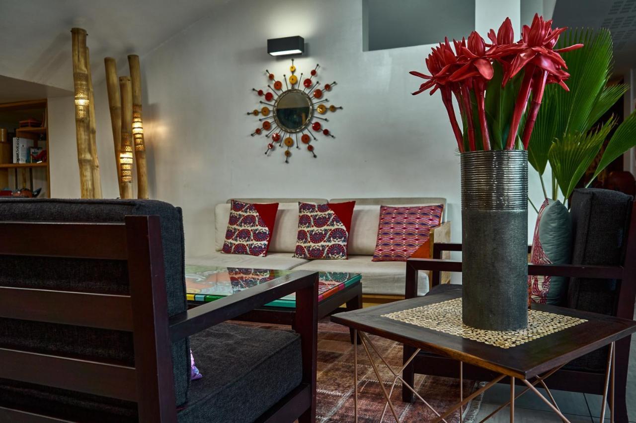 Onomo Hotel โลเม ภายนอก รูปภาพ