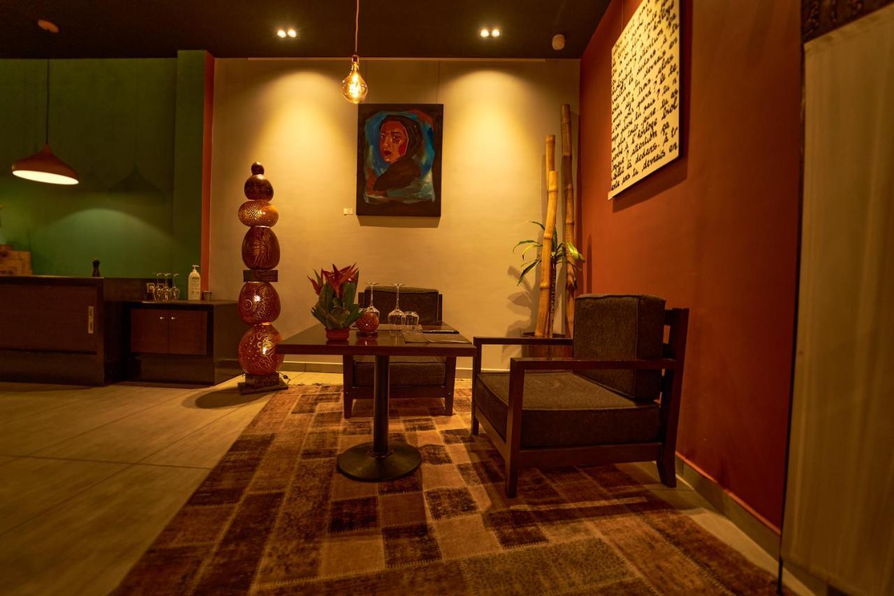 Onomo Hotel โลเม ภายนอก รูปภาพ