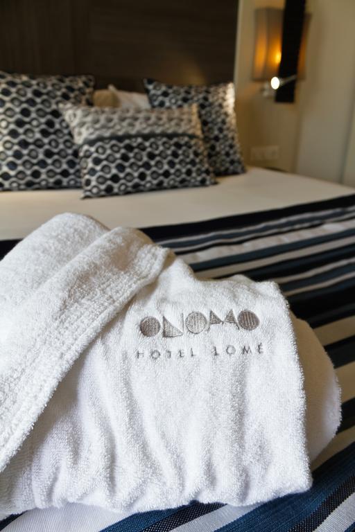 Onomo Hotel โลเม ภายนอก รูปภาพ