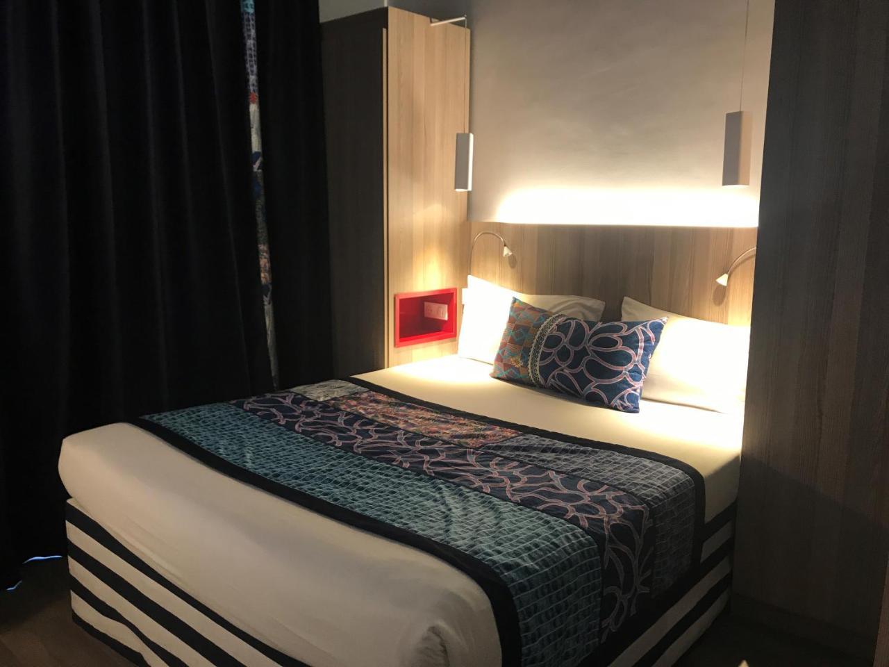 Onomo Hotel โลเม ภายนอก รูปภาพ
